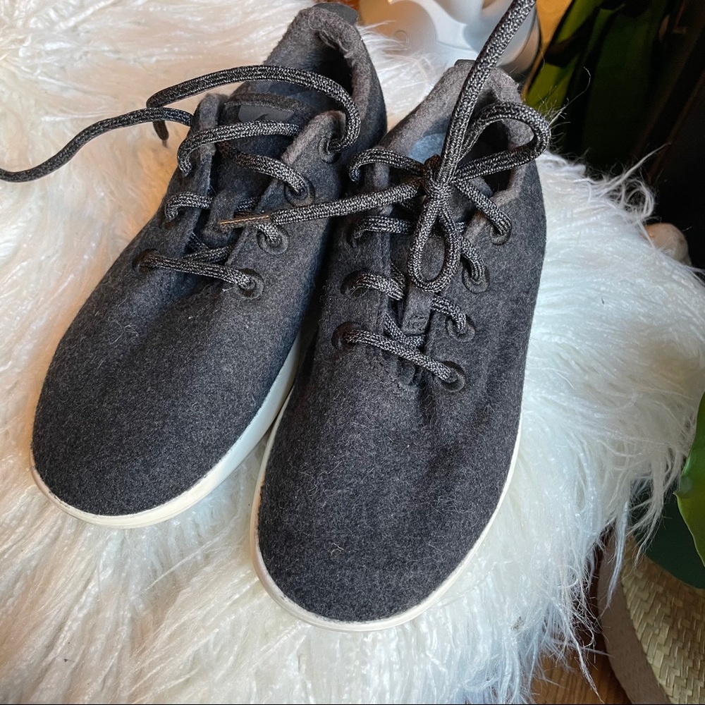 Allbirds wool runners size 8